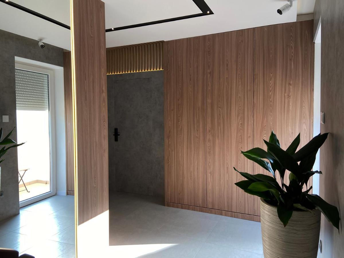 Apartments Tomislav Novalja Ngoại thất bức ảnh