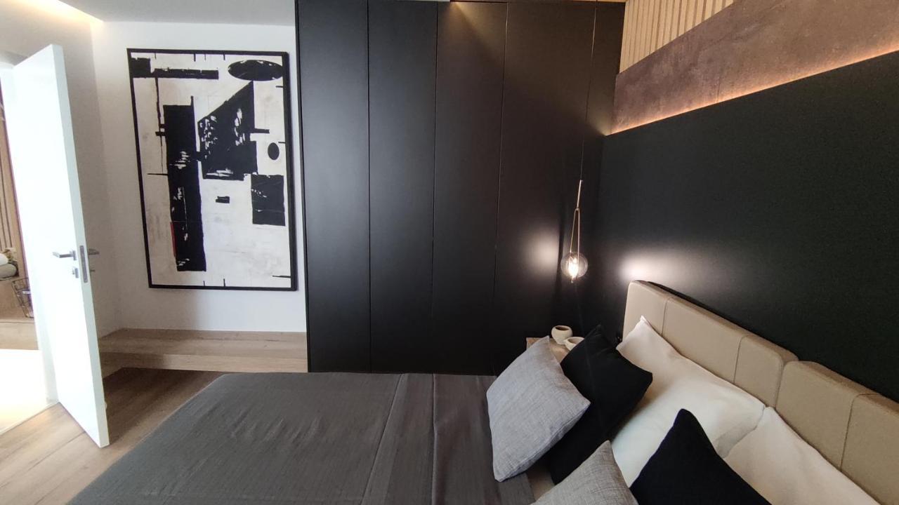 Apartments Tomislav Novalja Ngoại thất bức ảnh