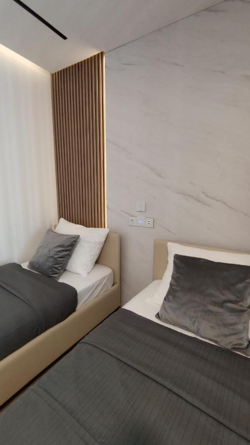 Apartments Tomislav Novalja Ngoại thất bức ảnh