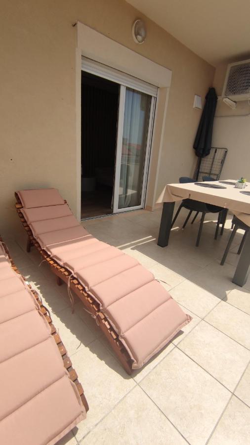 Apartments Tomislav Novalja Ngoại thất bức ảnh