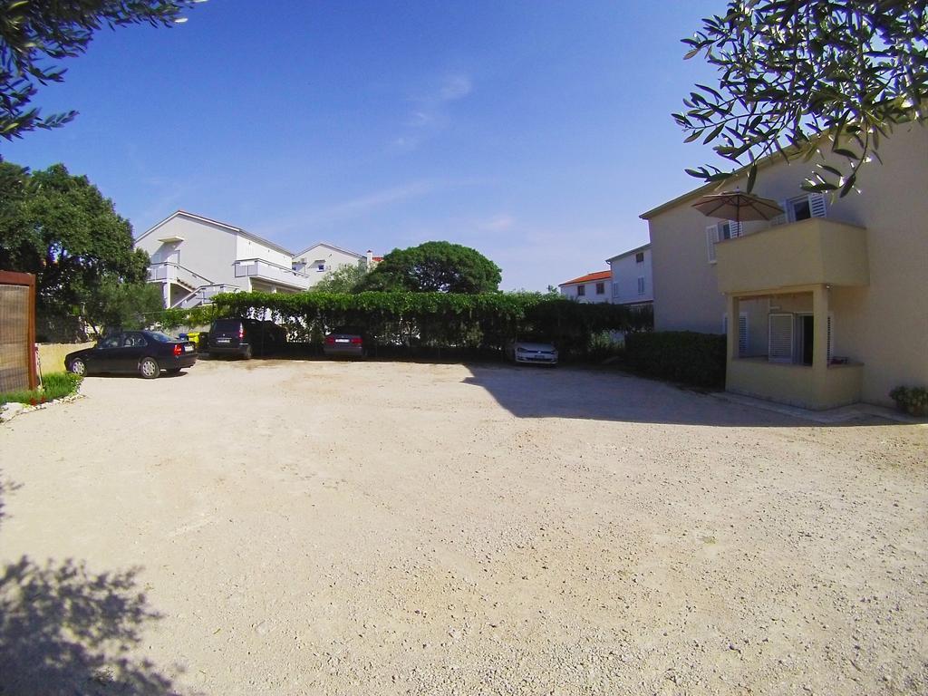 Apartments Tomislav Novalja Ngoại thất bức ảnh