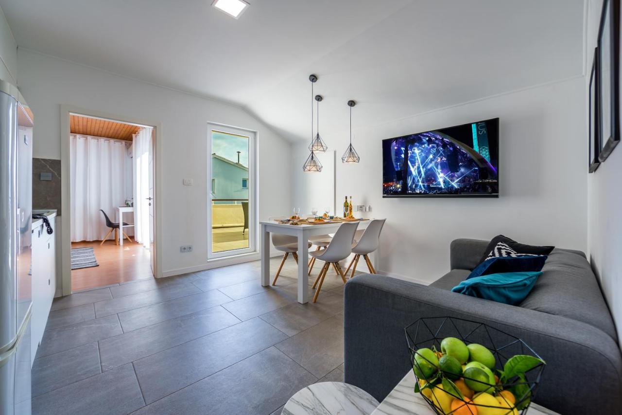 Apartments Tomislav Novalja Ngoại thất bức ảnh